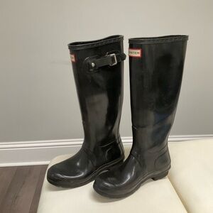 Hunter Classic NAVY Waterproof Boots